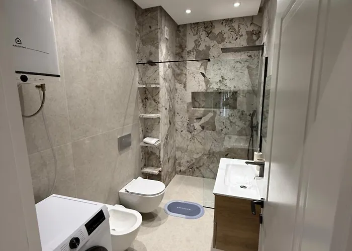 Teds Luxury Apartment